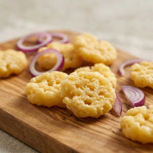 Load image into Gallery viewer, Snacking Cheese with Caramelised Onion
